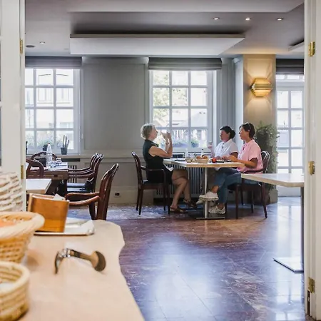 Hotel Geerts 4*